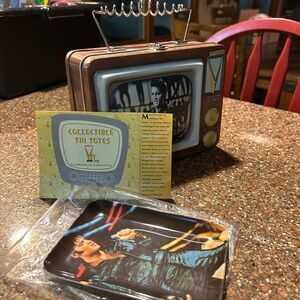 Vintage Original Elvis TV Shaped Tin Box w/ Jewelry Tray & Authentic Certificate